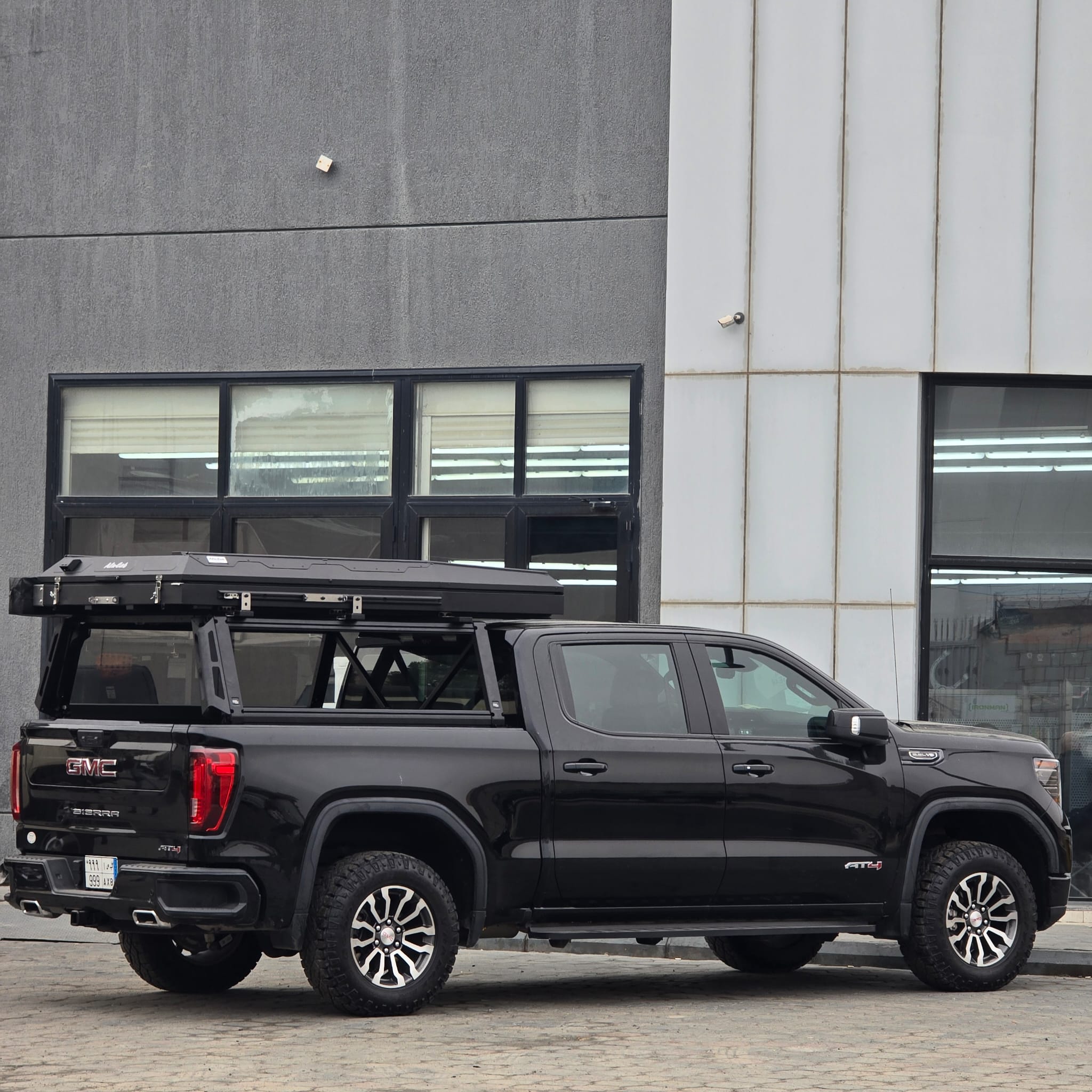 Silverado 5.5 Bed (2019-Current) Pro Bed System Front Runner |